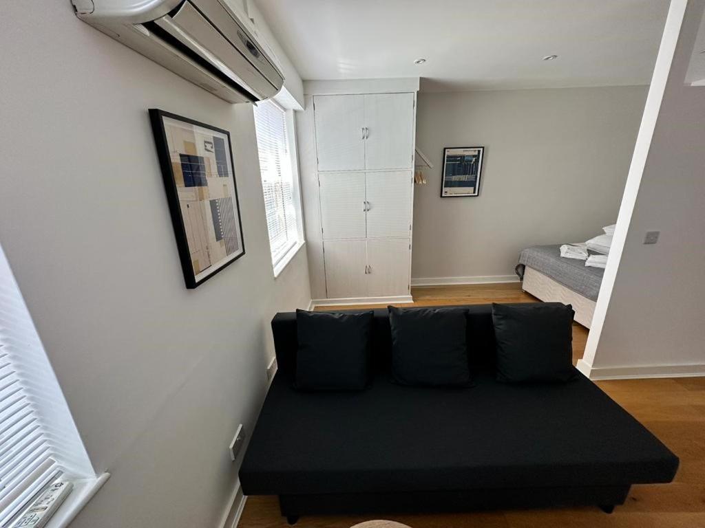 2B Soho Studios By Indigo Flats Sleeps 4 伦敦 外观 照片