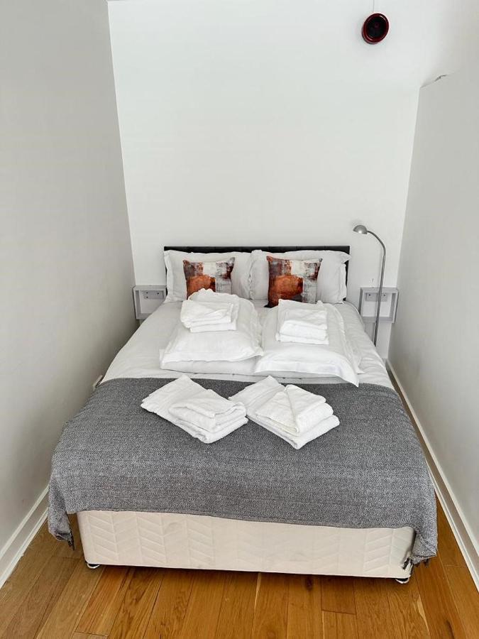 2B Soho Studios By Indigo Flats Sleeps 4 伦敦 外观 照片